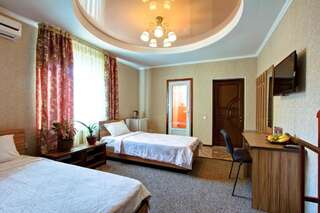Отель Hotel Kausar Бишкек Стандартный двухместный номер с 1 кроватью или 2 отдельными кроватями-29